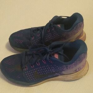 Nike Running Sneaker 7